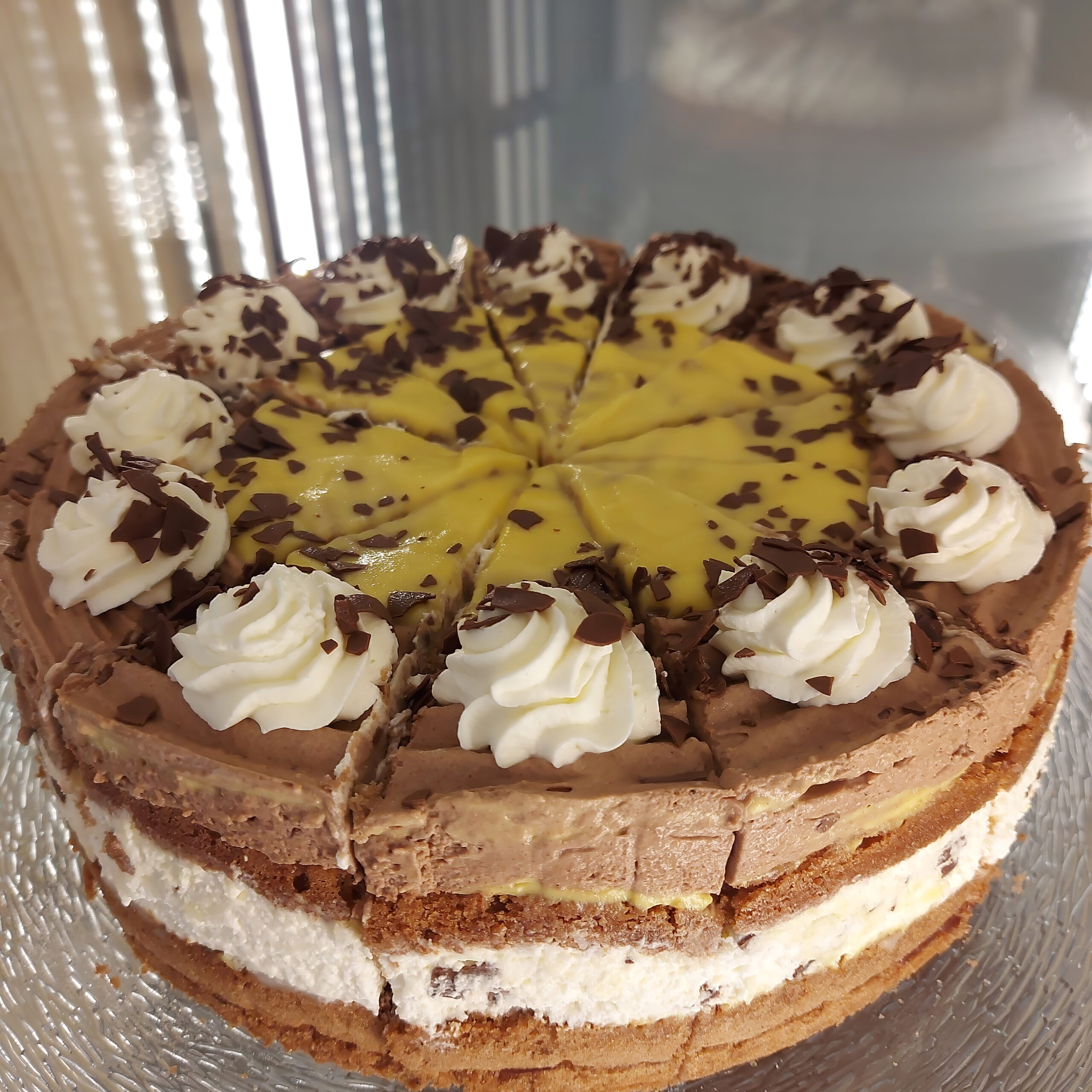 Hausgemachte Torte aus der Konditorei der Orangerie